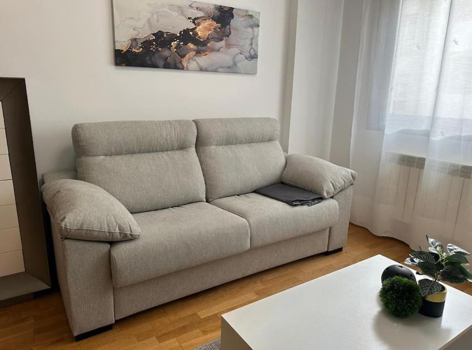 Studio 14 + Garaje Incluido. Nuevo, Elegante, Acogedor. Haro Kültér fotó